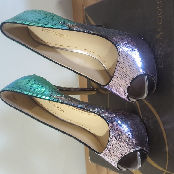 Sequence stiletto - Picture 1 of 4